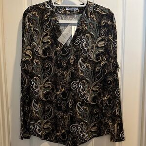 Roswear Elegant Black Paisley Blouse